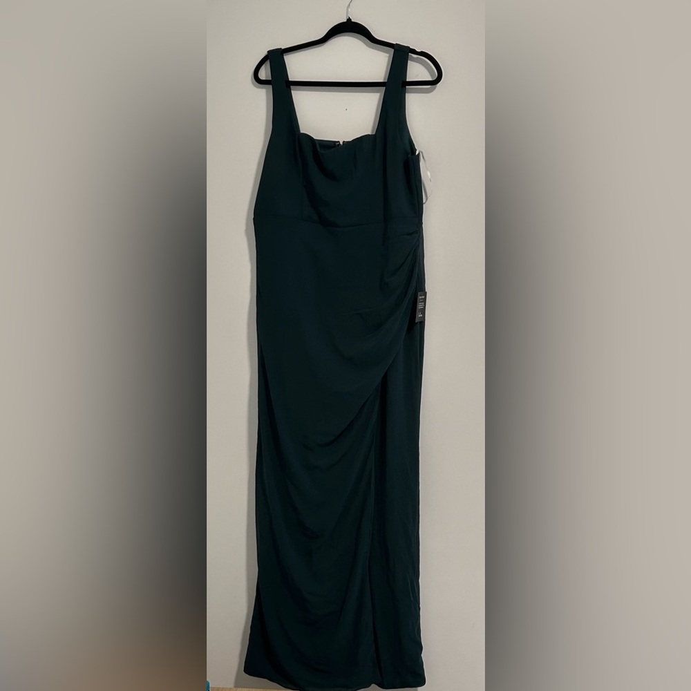 Lulu's Classic Green Dress